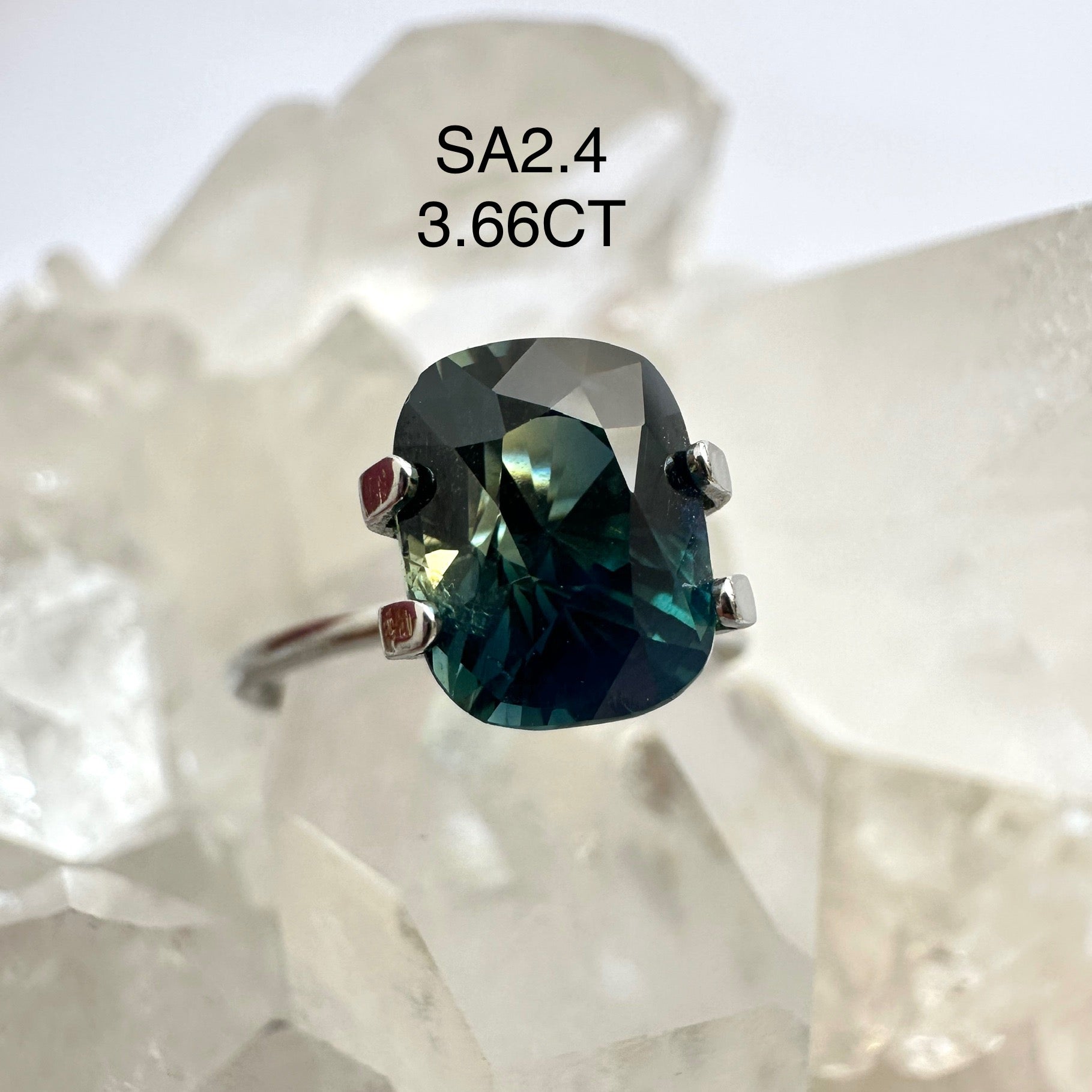 Cusion cut partii sapphire gemstone