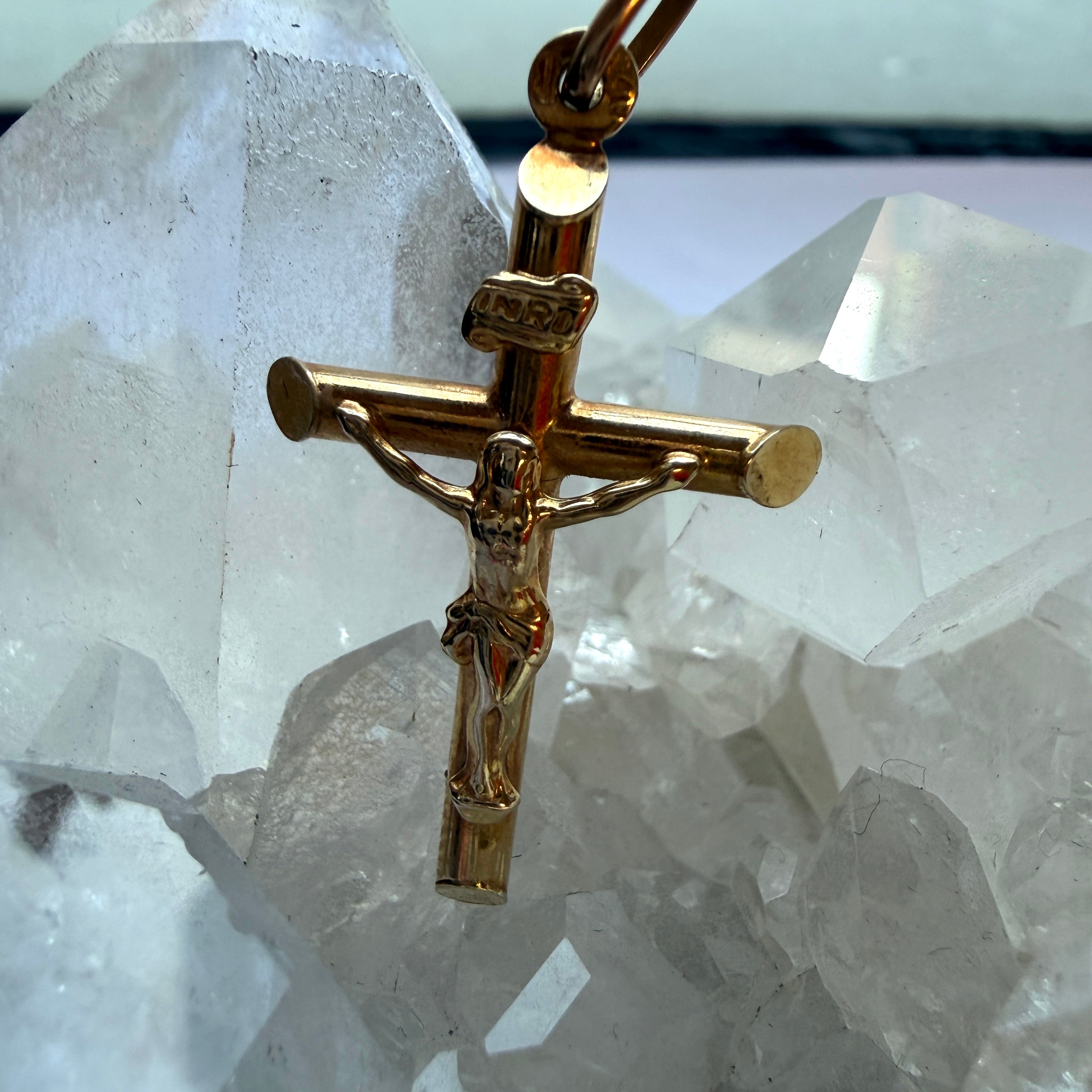 JULY SALE - VINTAGE BIJOUX - 9CT Yellow Italian Crucifix Pendant
