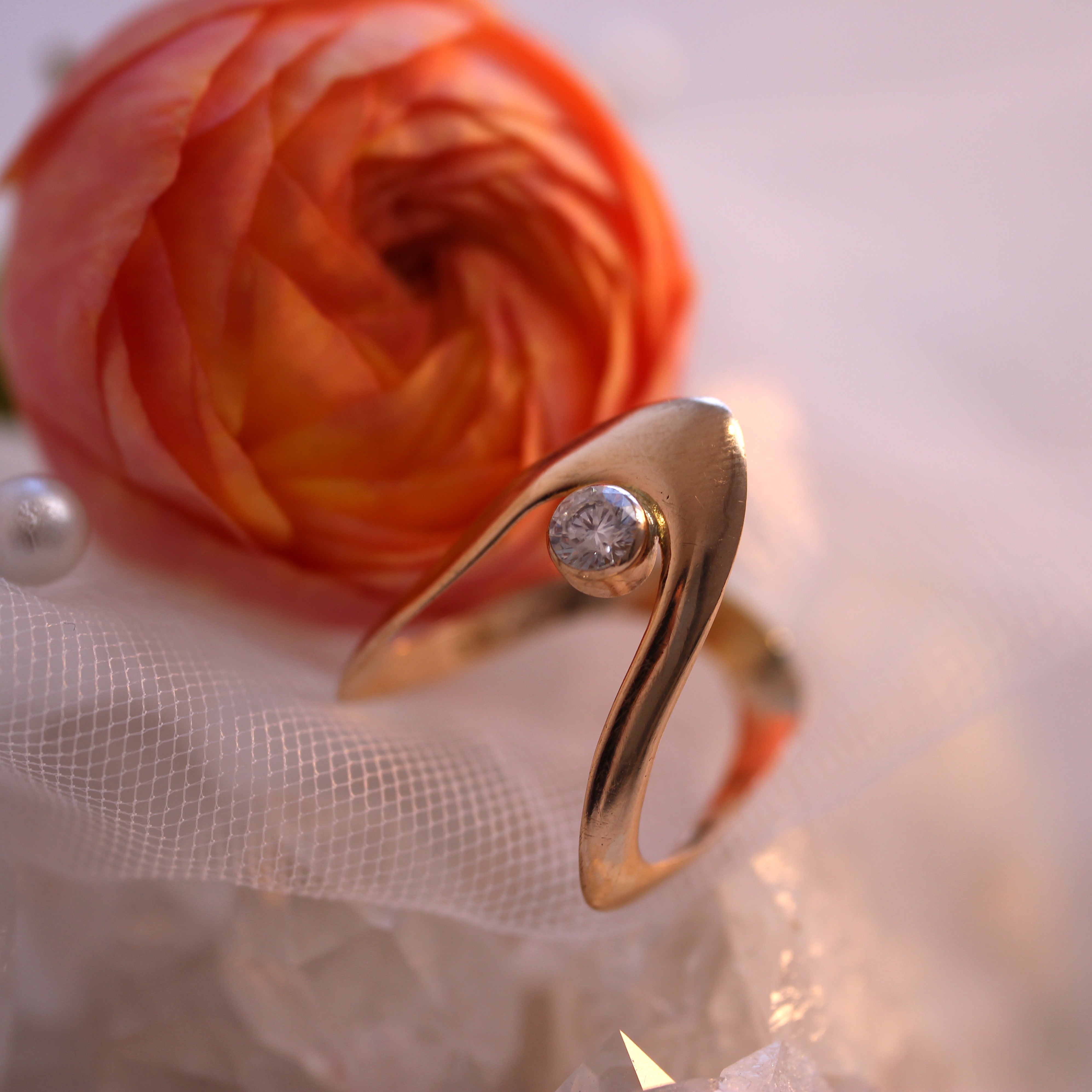 Vintage Bijoux - Vintage 1970s Modernist Diamond Ring – 0.50ct Brilliant Cut Diamond