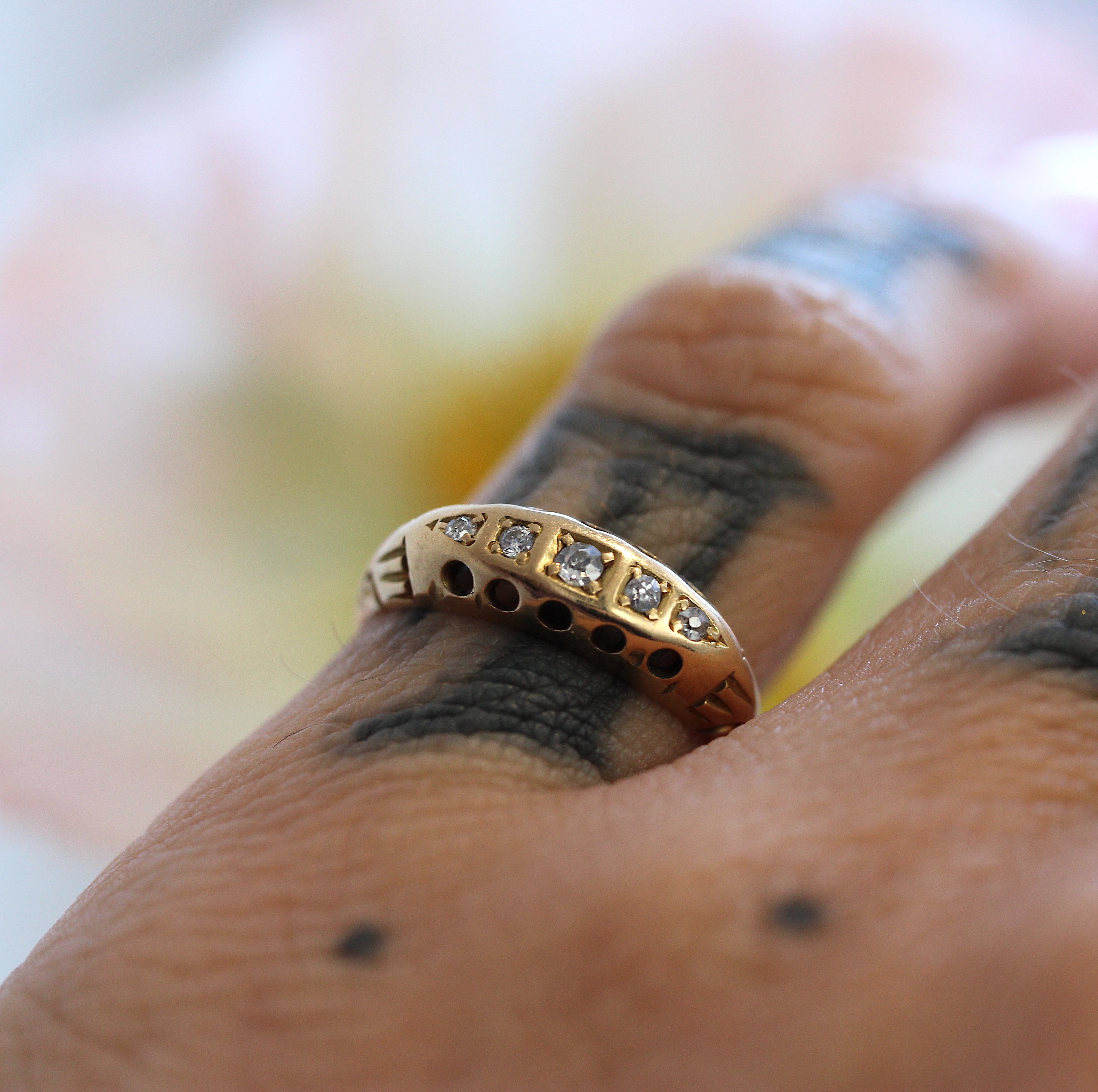 Vintage Bijoux - Antique 1919 Edwardian Diamond Ring - Britten Brothers