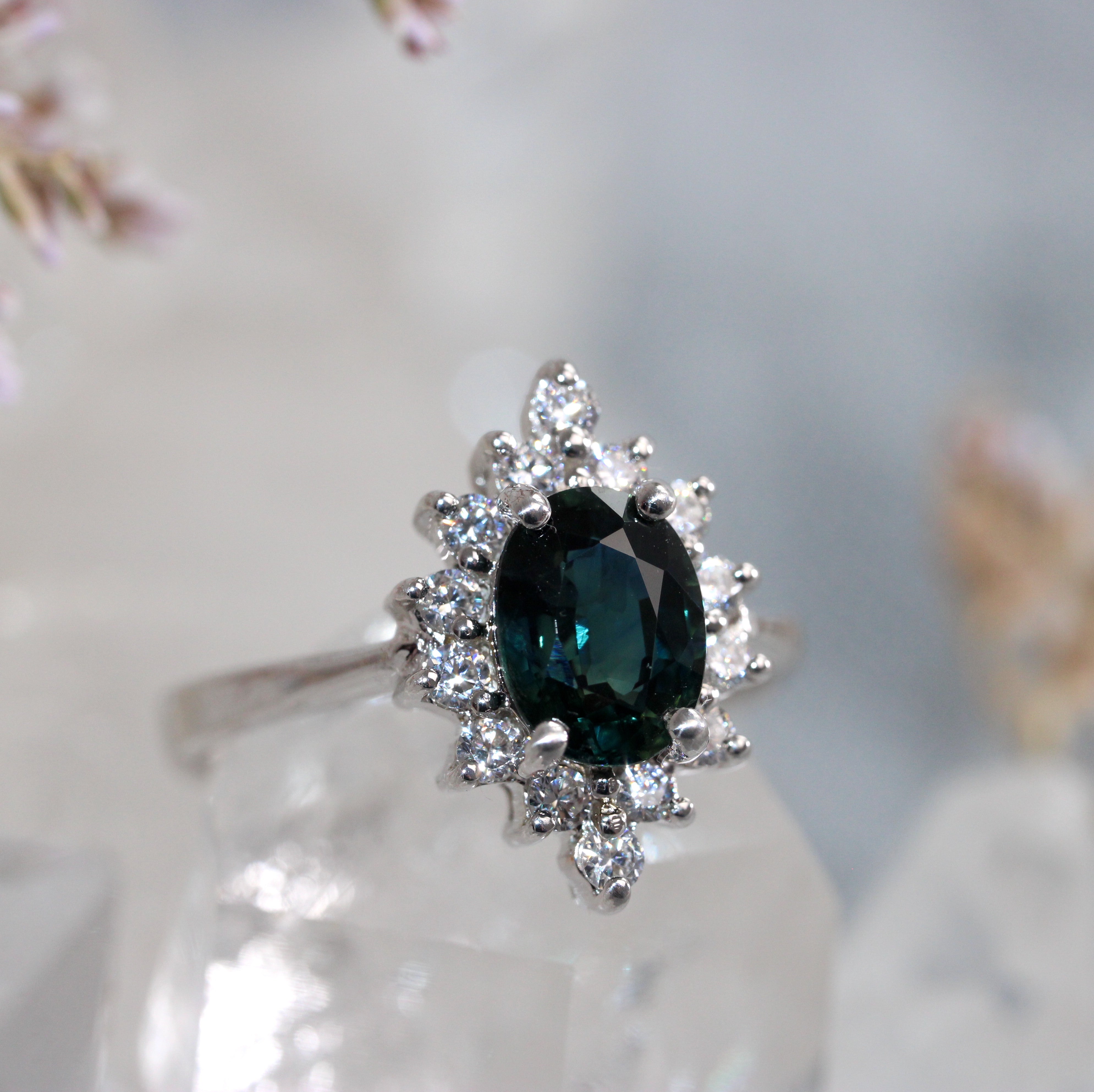 VINTAGE BIJOUX - 1980s Partii Sapphire Cluster Ring