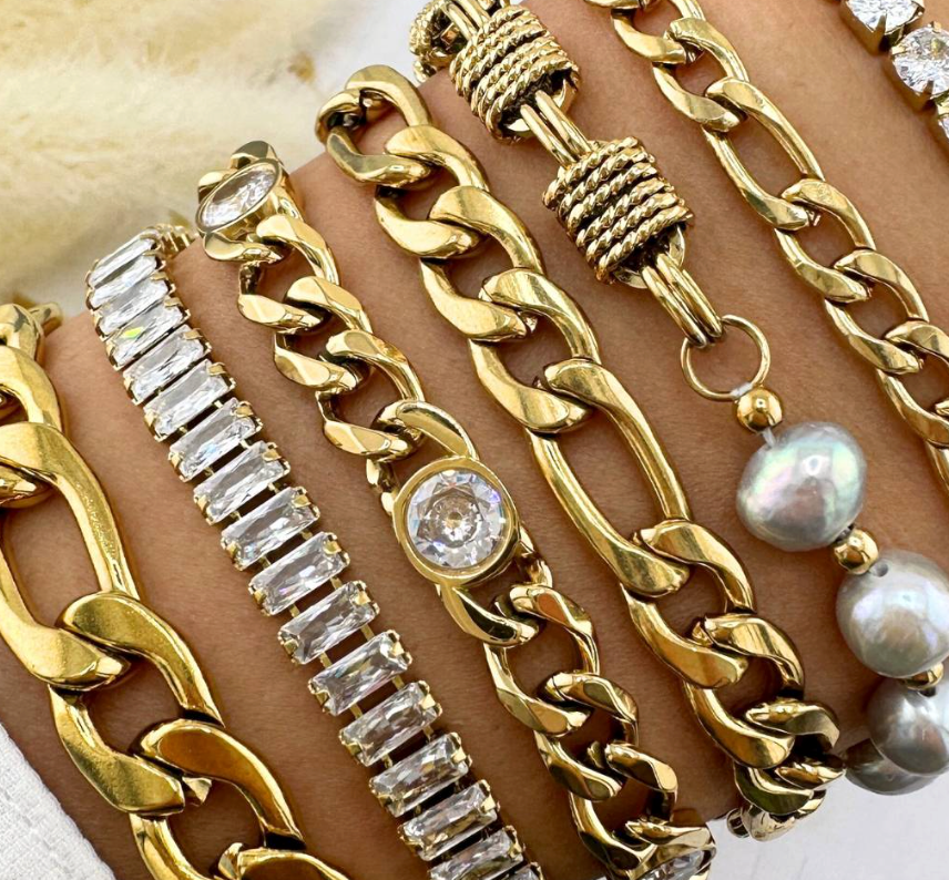 Base ~ Figaro Bracelet