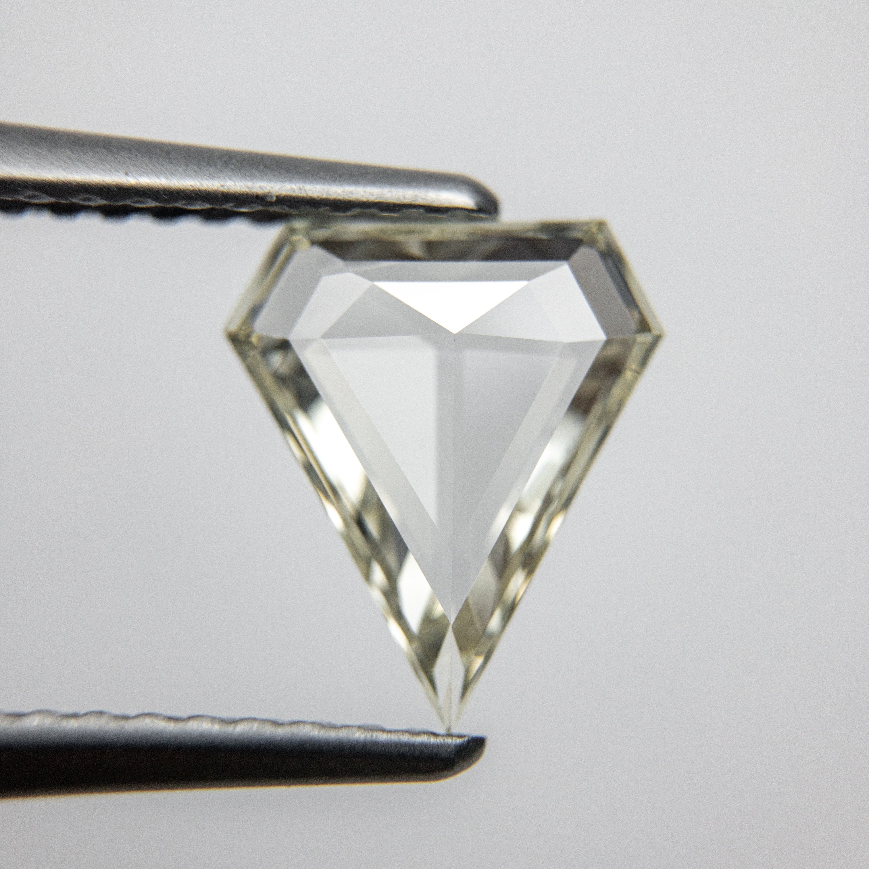 0.75ct 9.23x8.04x1.60mm Shield Rosecut 18069-01