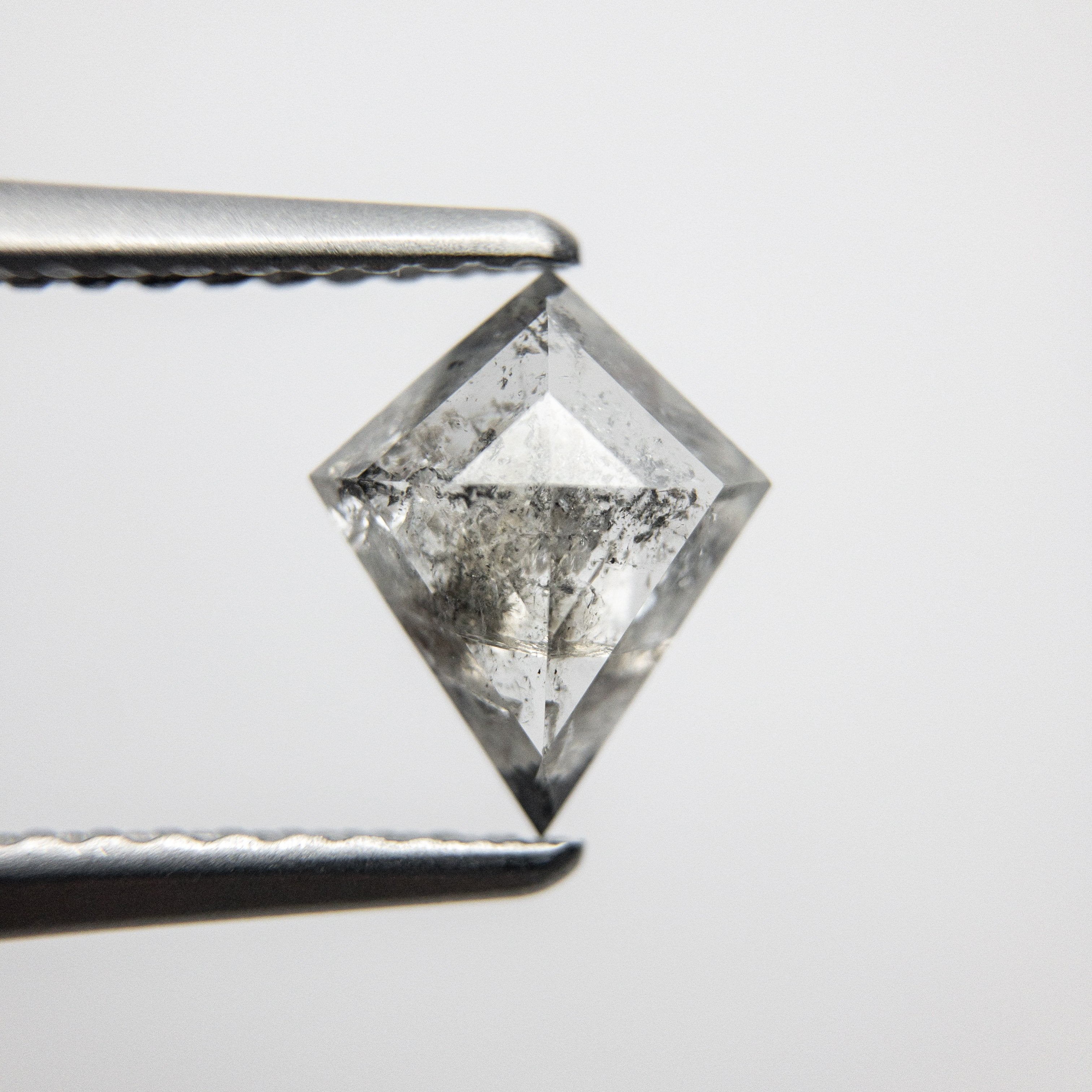 0.86ct 8.33x6.75x2.59mm KIte Rosecut 18087-08
