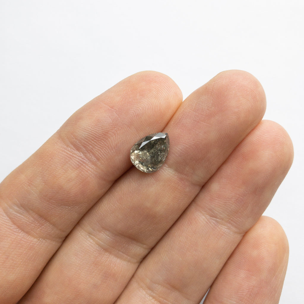 3.37ct 10.47x7.95x5.83mm Pear Brilliant 18088-02 hold D818