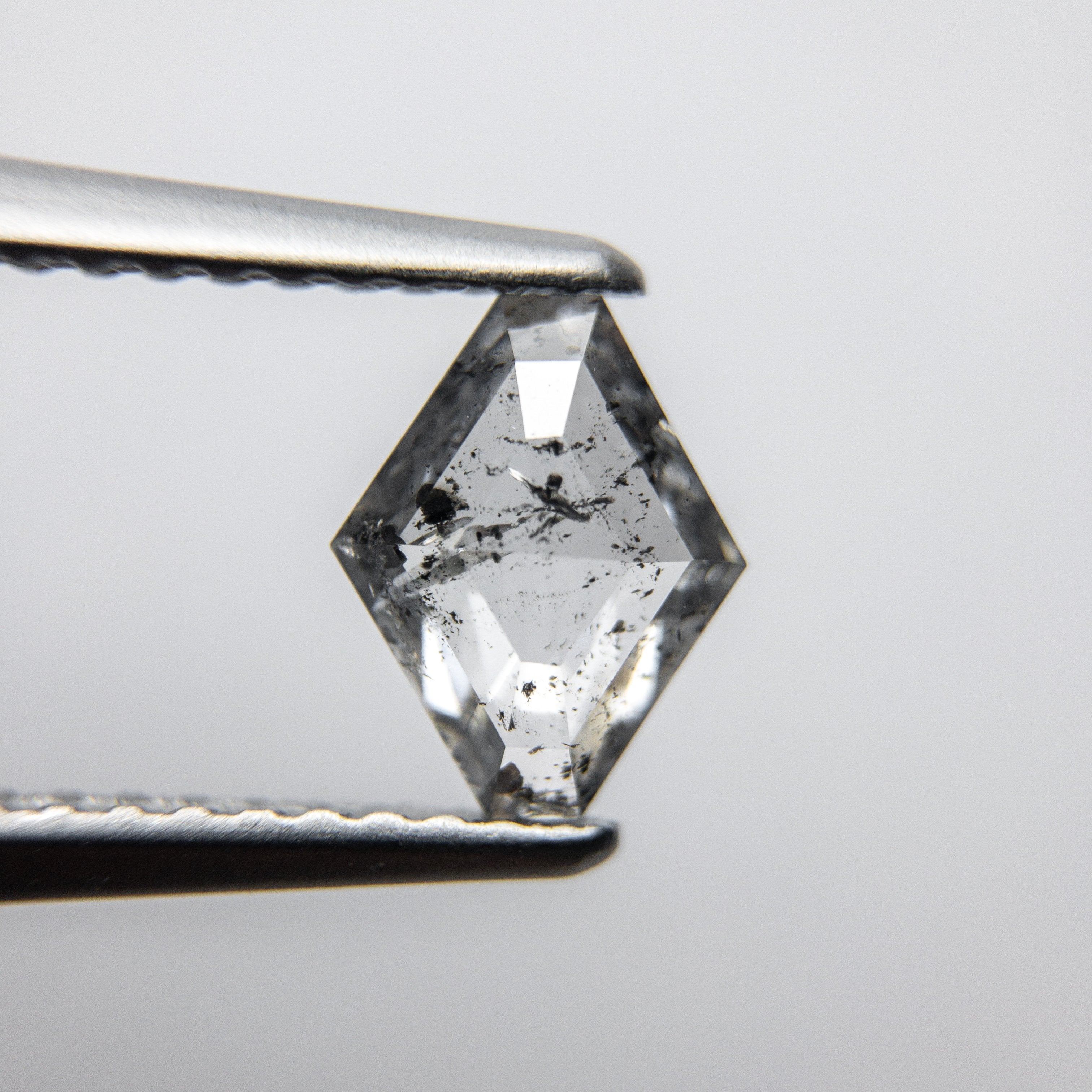 0.77ct 7.50x6.00x2.28mm Geometric Rosecut 18093-04 memo d830