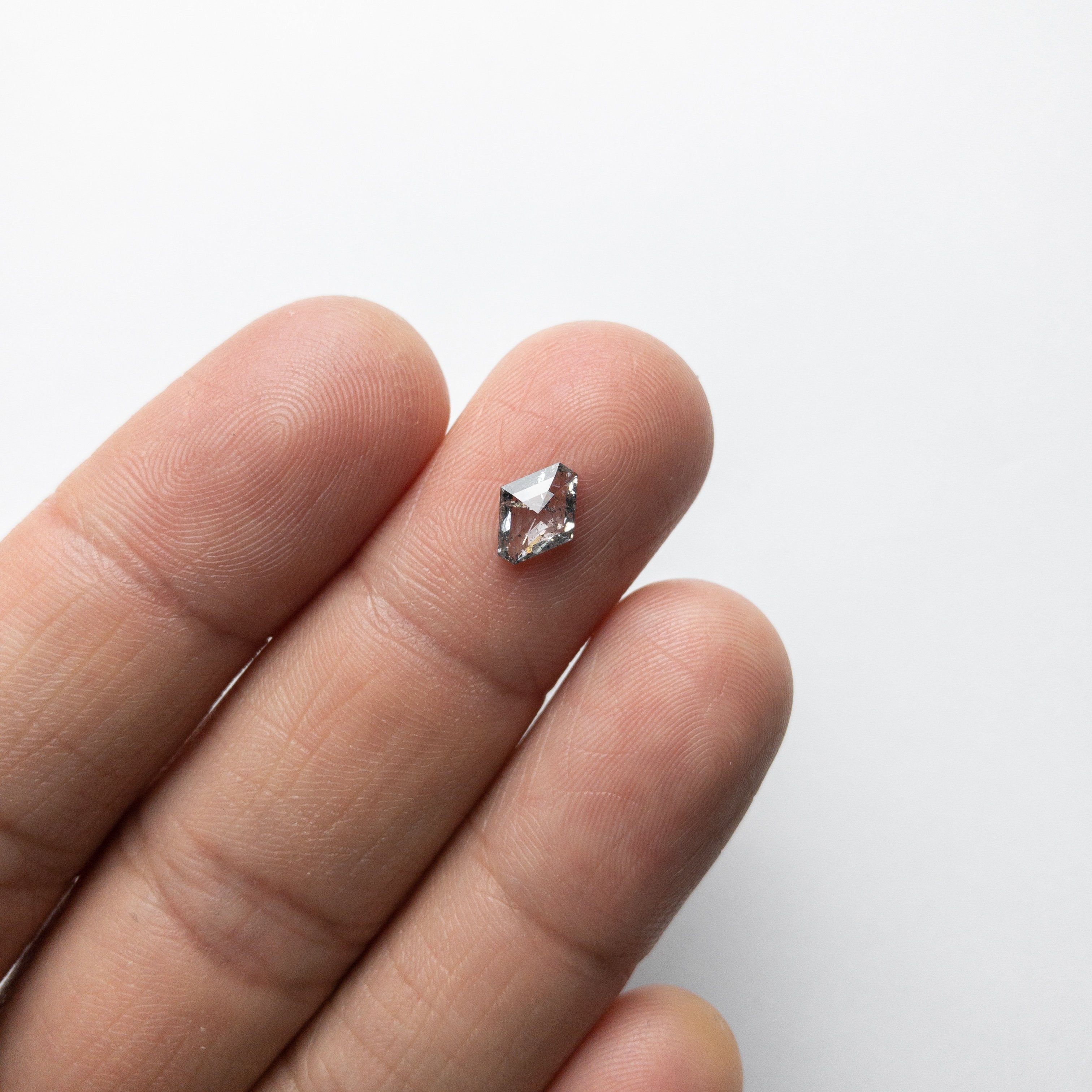 0.77ct 7.50x6.00x2.28mm Geometric Rosecut 18093-04 memo d830