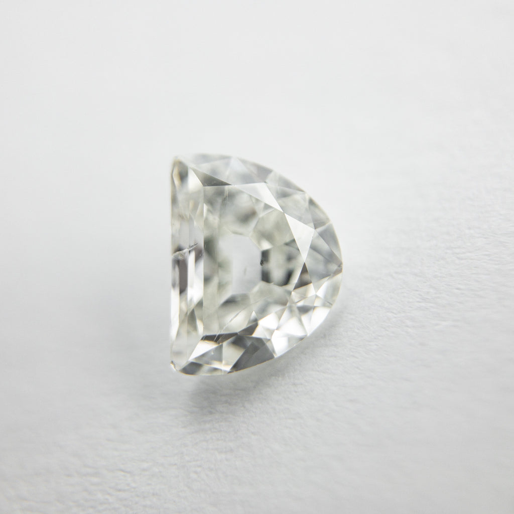 0.85ct 6.99x5.39x2.71mm Half Moon Modern Antique Cut 18129-10 hold D1425