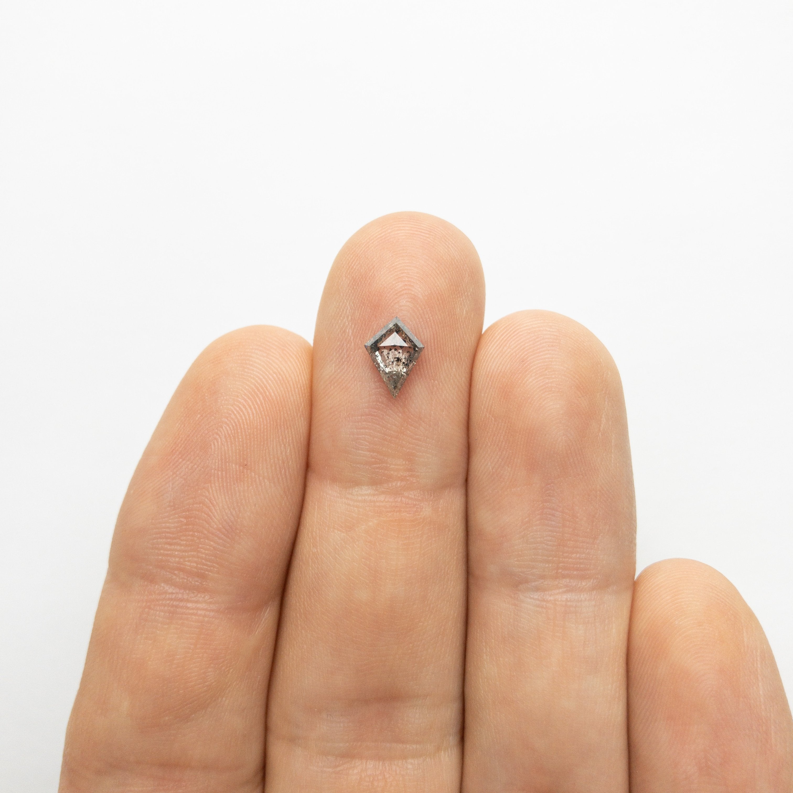 0.76ct 7.92x5.84x2.63mm Kite Rosecut 18167-15