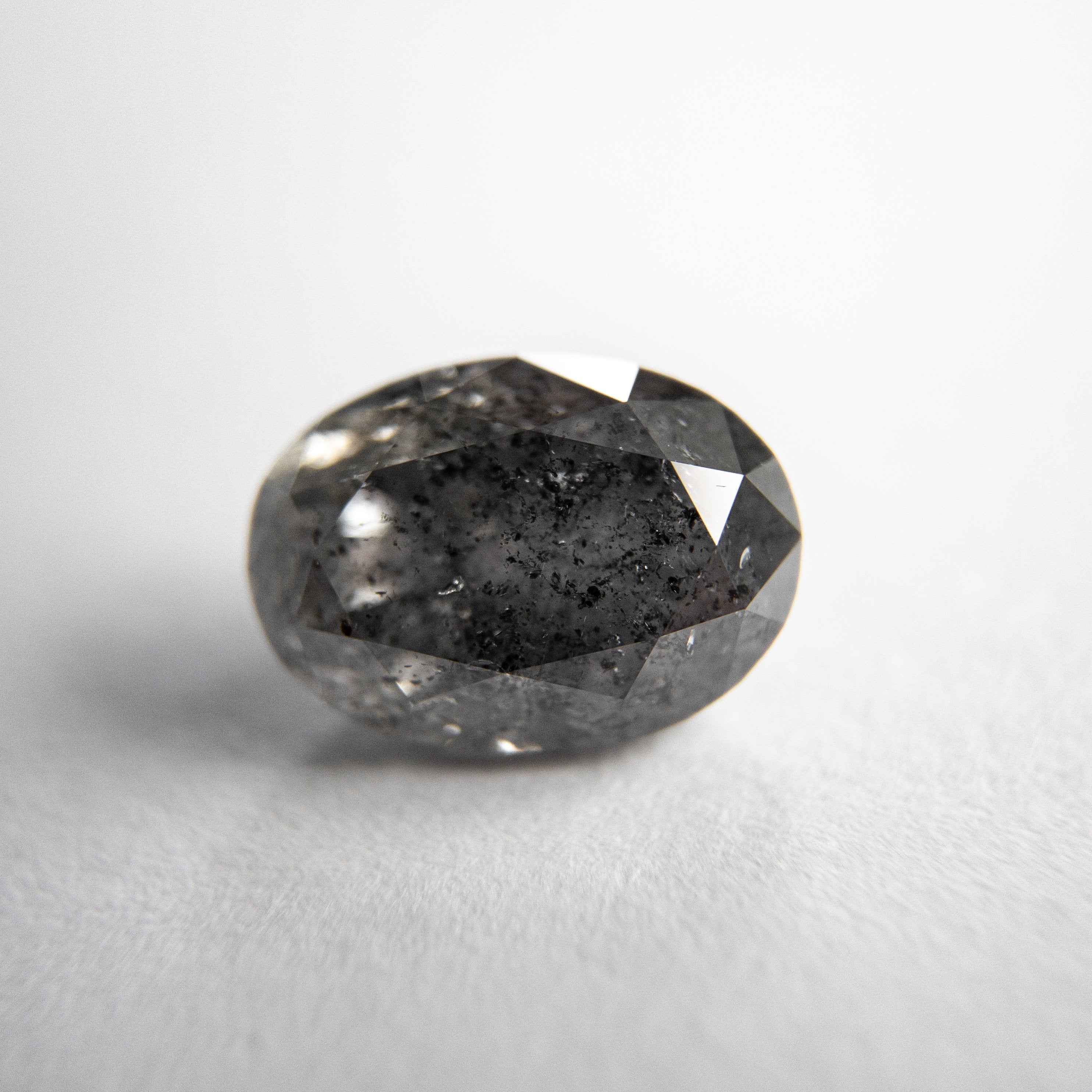 2.42ct 9.41x6.77x5.32mm Oval Brilliant 18224-02 hold d889