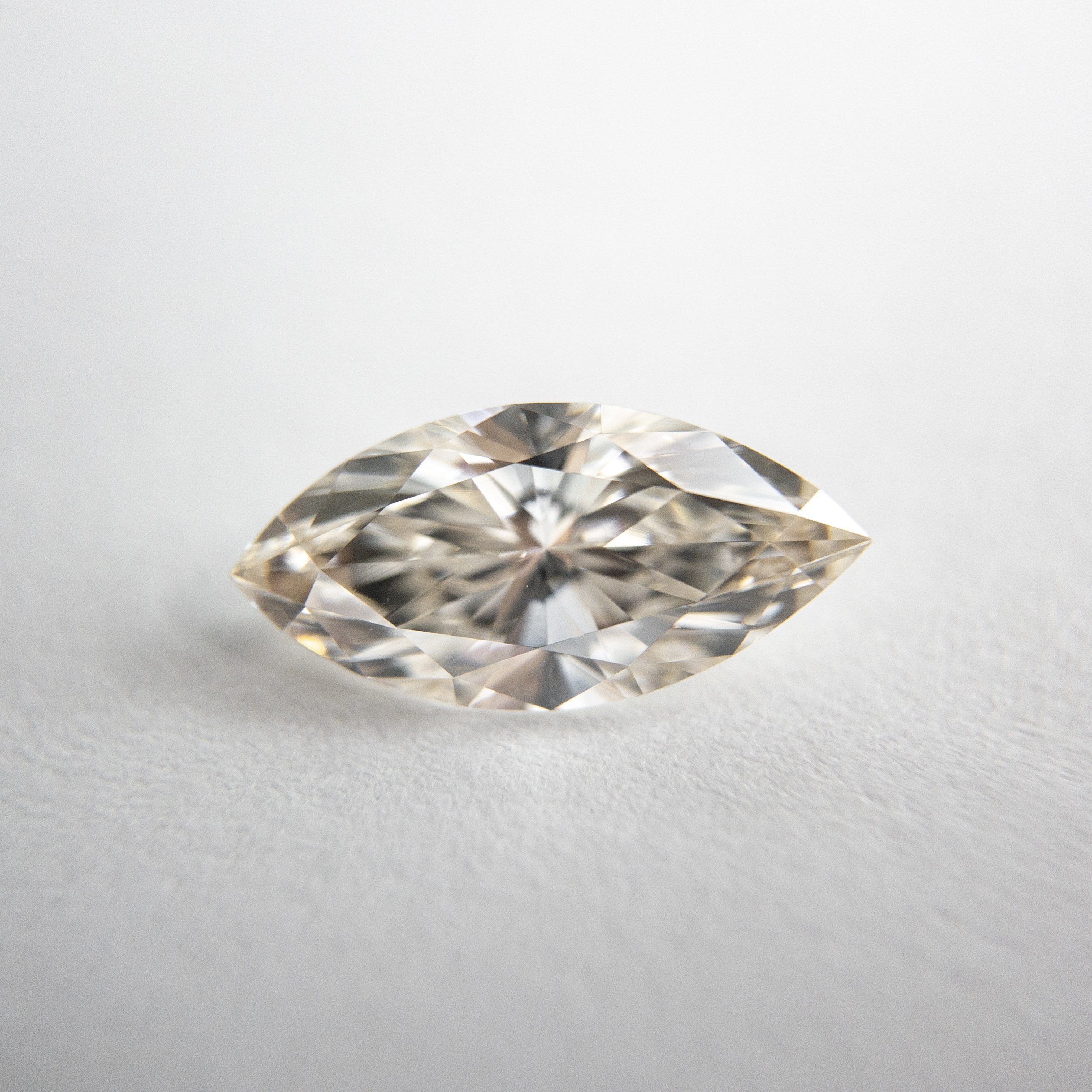 1.05ct 10.71x5.24x3.26mm Marquise Brilliant 18244-07 HOLD d958