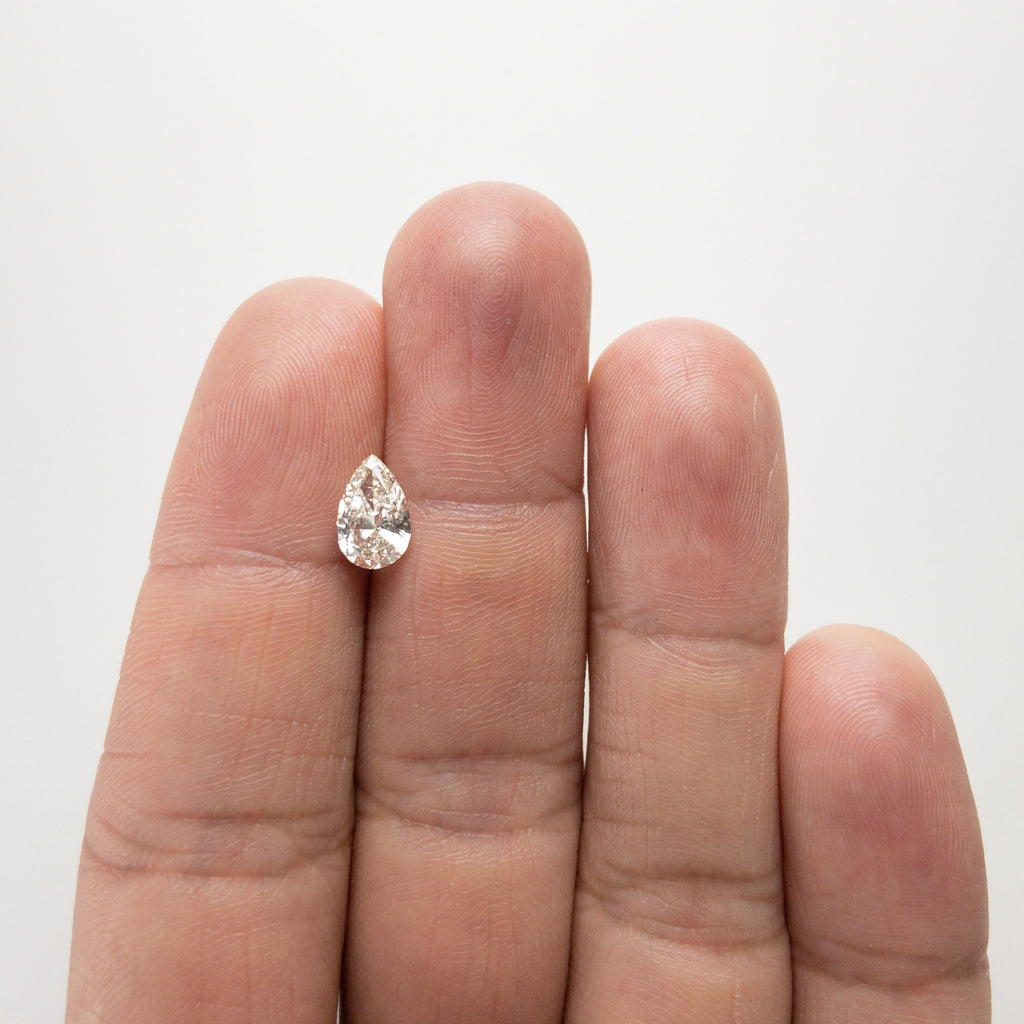 1.01ct 9.07x5.71x3.18mm Pear Brilliant 18244-09