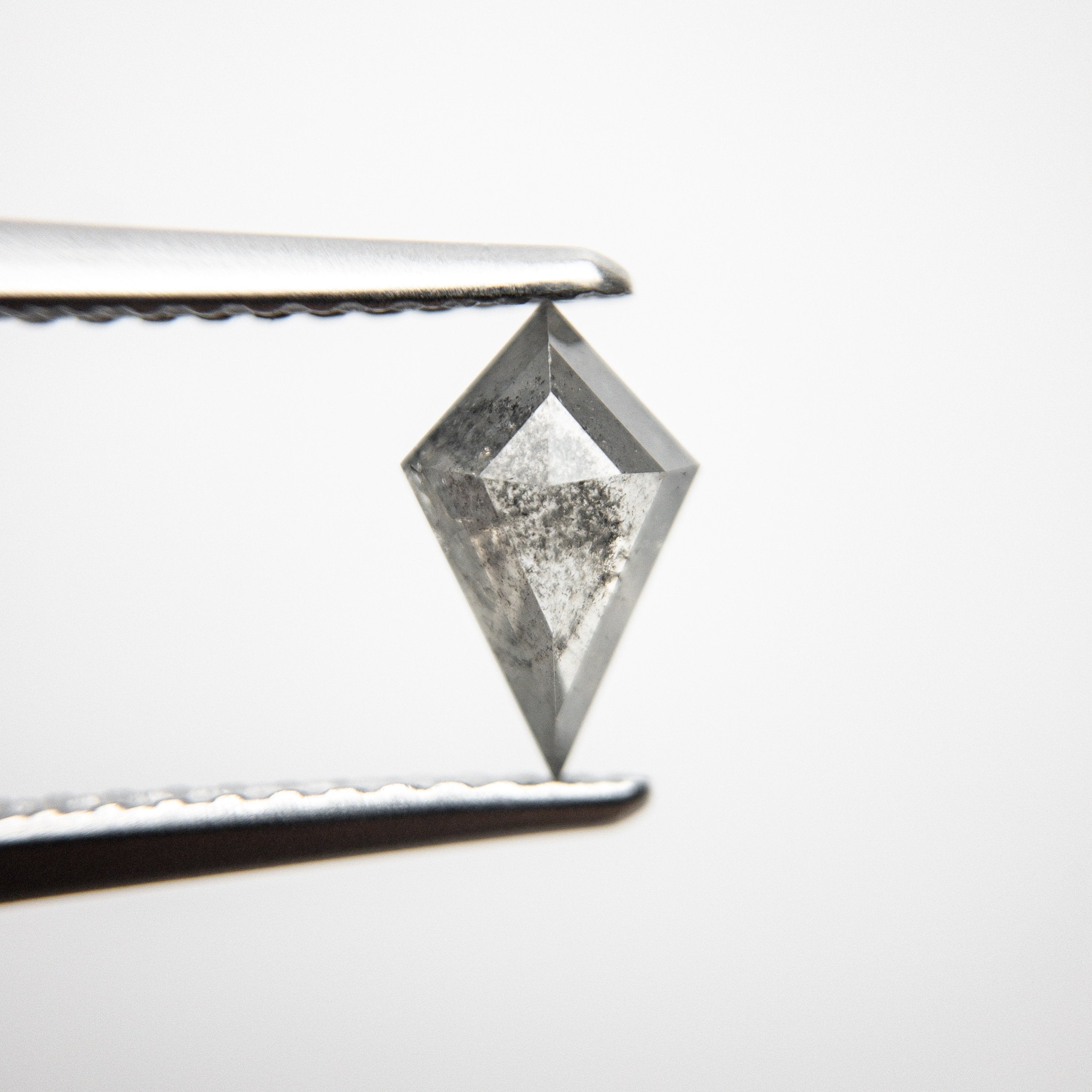 0.63ct 8.03x5.02x2.64mm Kite Rosecut 18285-01