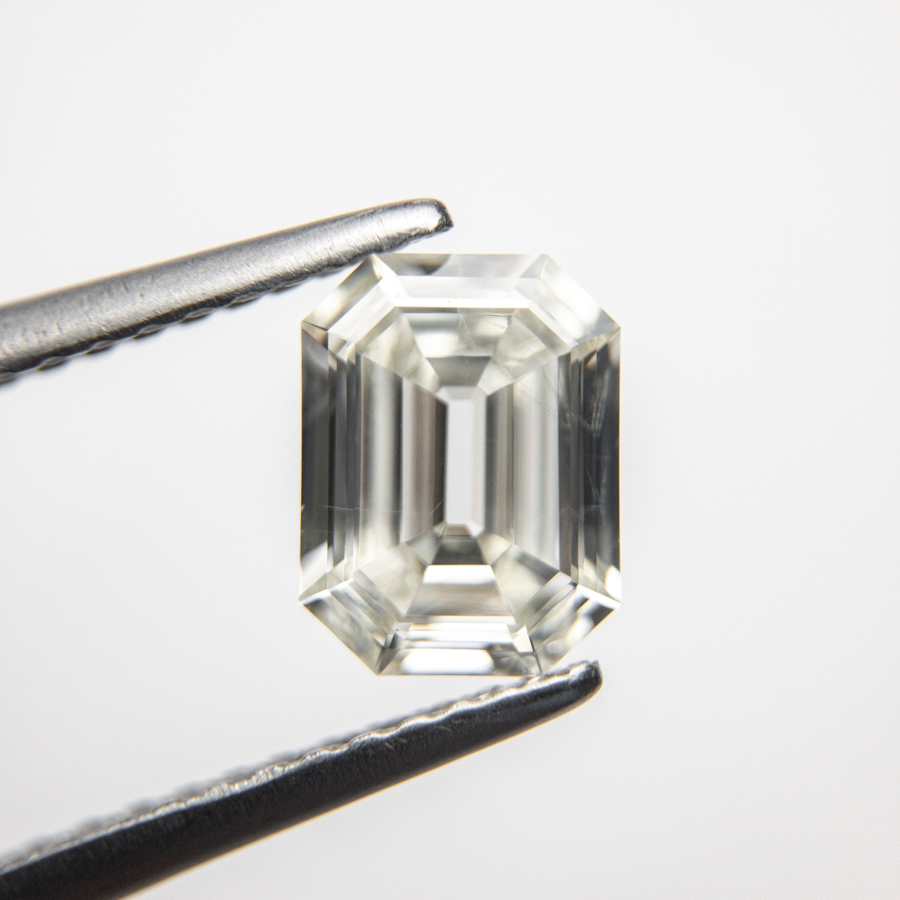 1.08ct 7.43x5.68x2.65mm SI1 J Cut Corner Rectangle Step Cut 18334-01 hold d1489