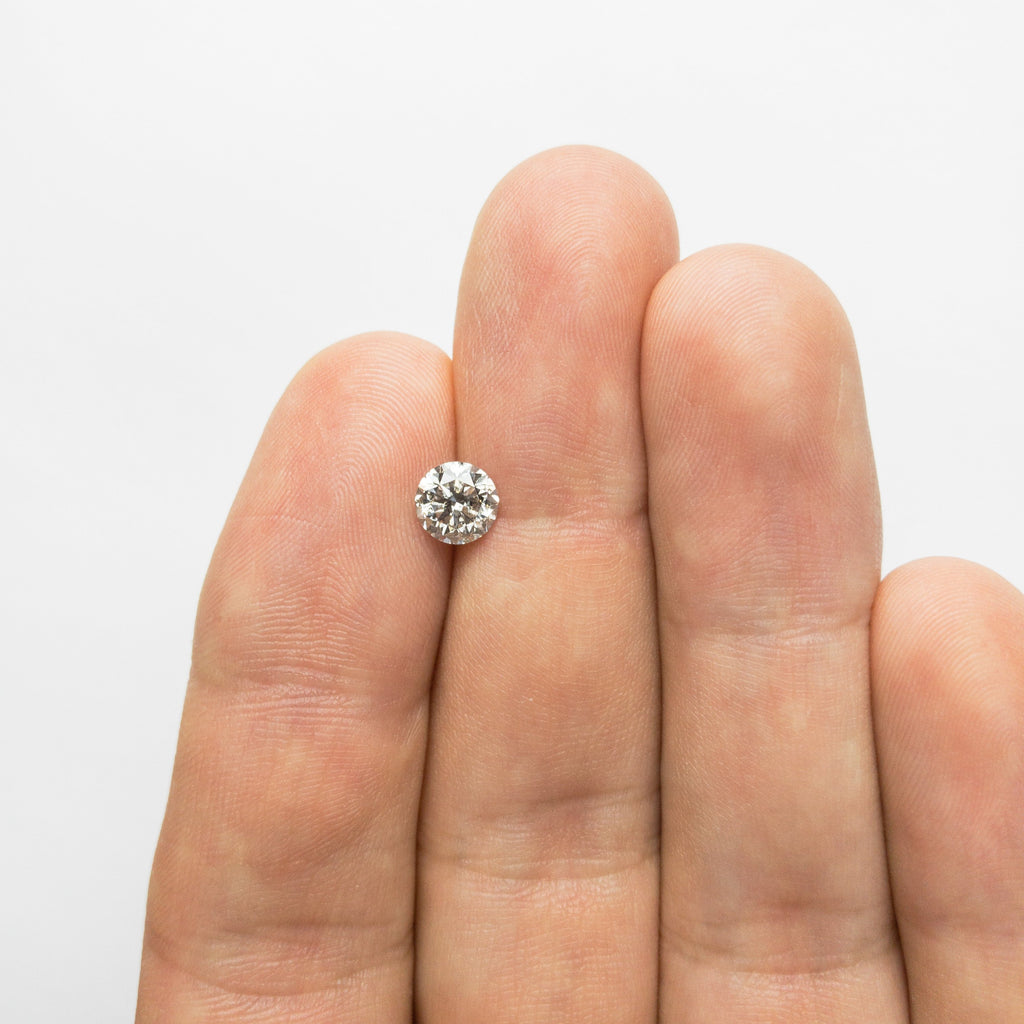 1.01ct 6.09x6.04x4.04mm Round Brilliant 18354-07 hold D1319