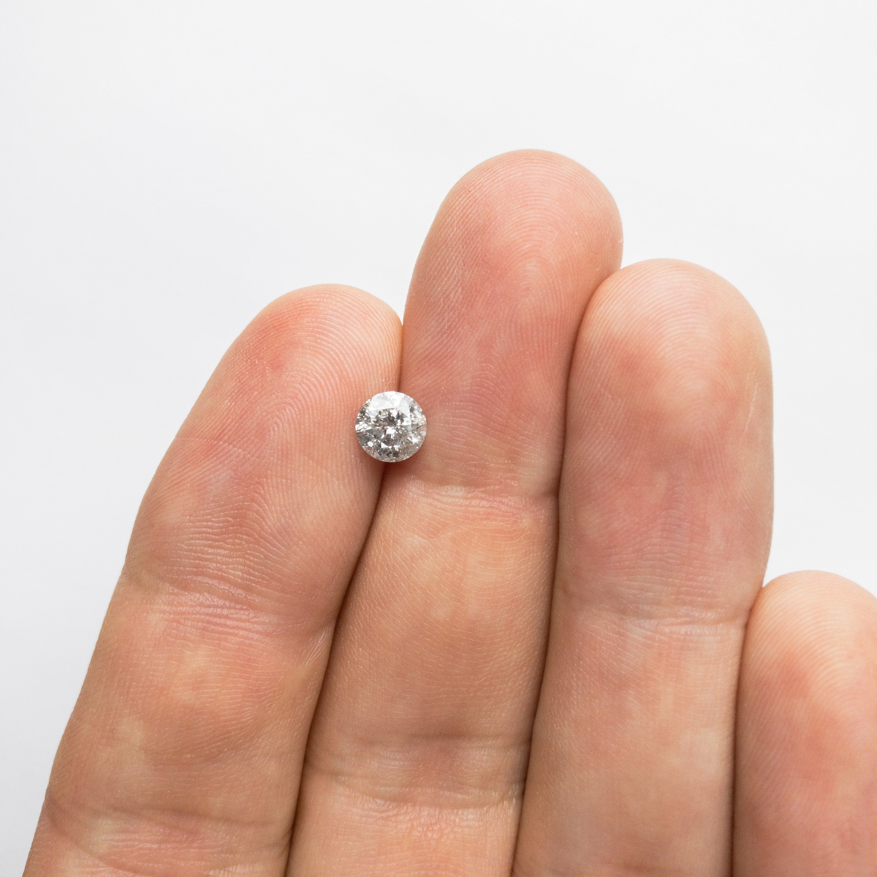 0.73ct 5.65x5.63x3.52mm Round Brilliant 18357-03 HOLD D1438