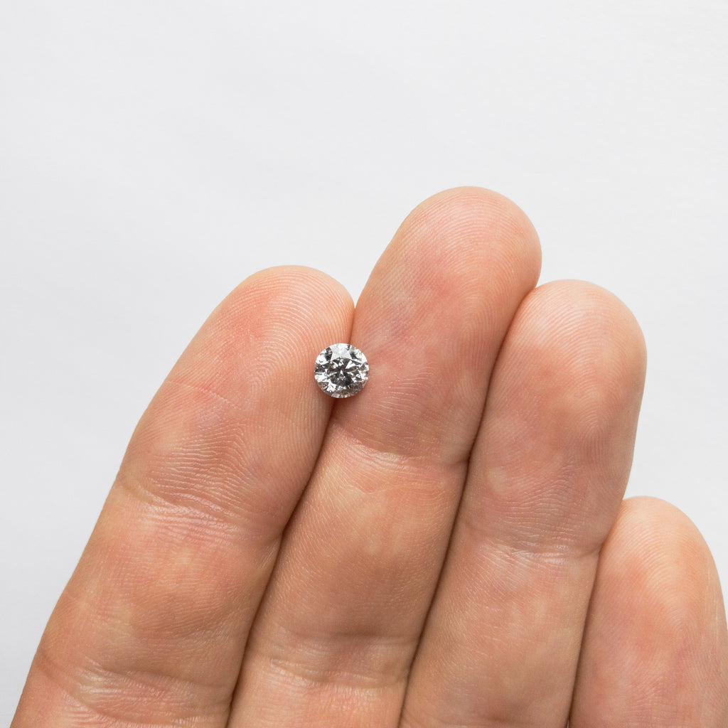0.71ct 5.56x5.52x3.54mm Round Brilliant 18357-18