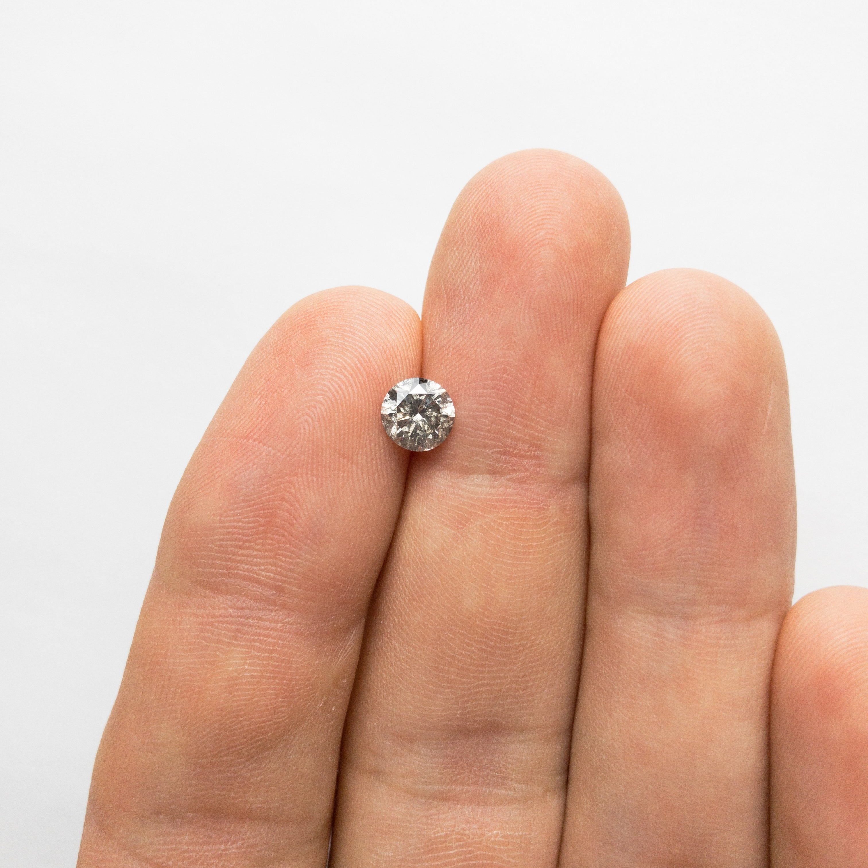 0.88ct 6.05x5.94x3.80mm Round Brilliant 18362-01
