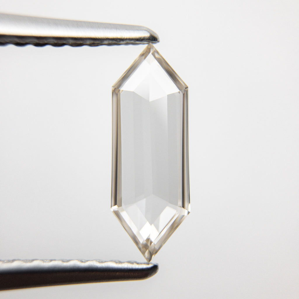 0.69ct 11.07x4.06x1.61mm Hexagon Rosecut 18369-02 hold D1522