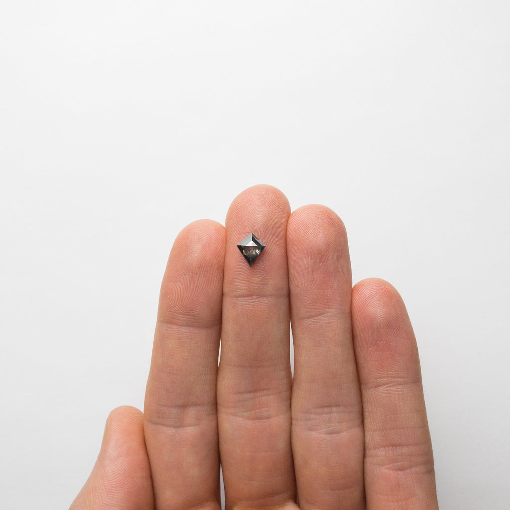 1.09ct 8.40x7.15x2.99mm Kite Rosecut 18414-01