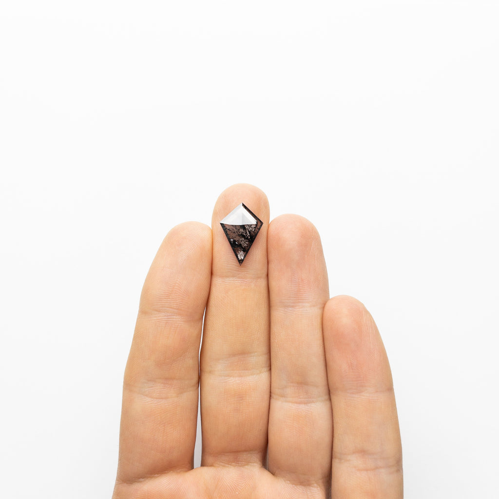 2.83ct 17.86x12.30x2.25mm Kite Rosecut 18418-01