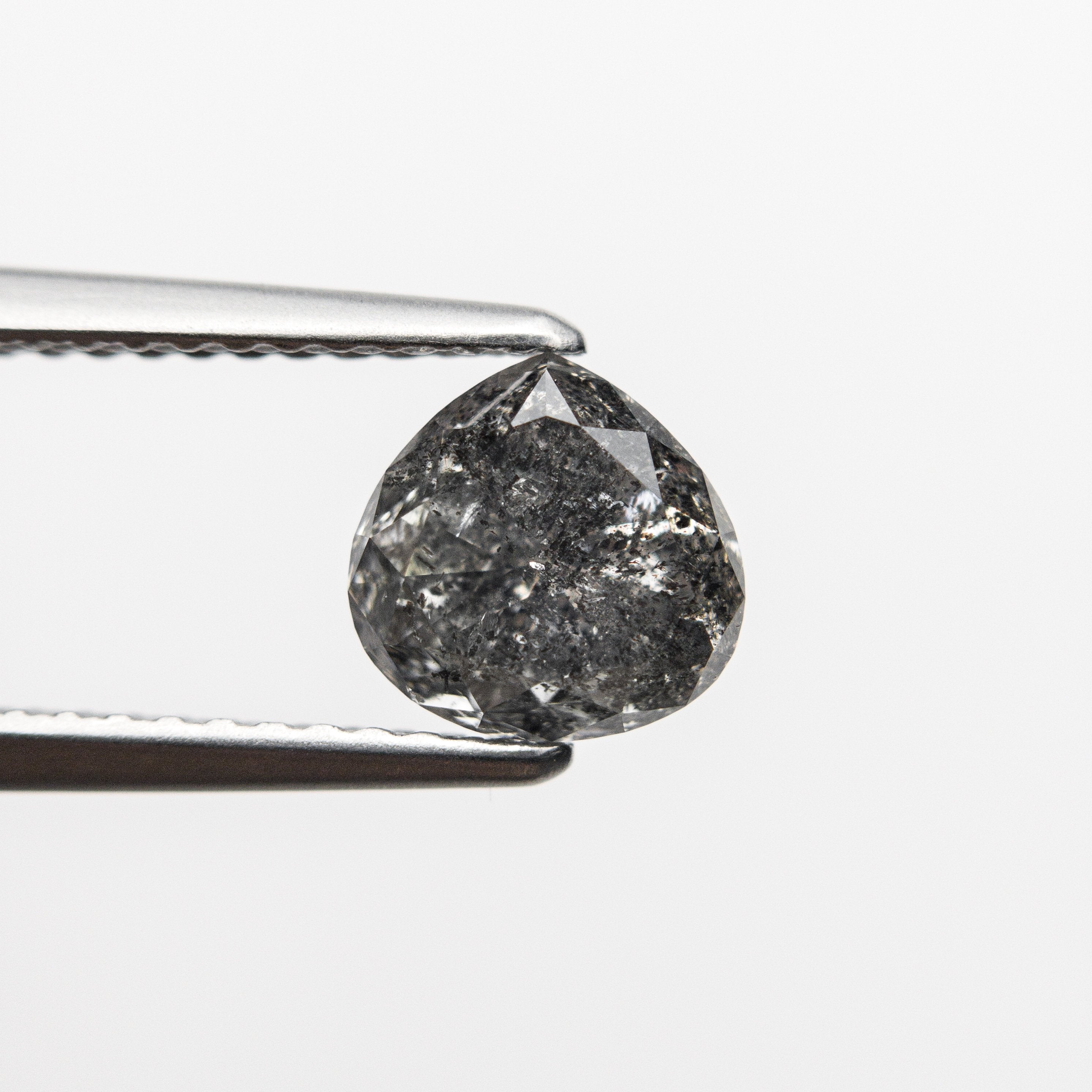 1.43ct 6.63x6.75x4.69mm Pear Brilliant 18452-06 hold D1865