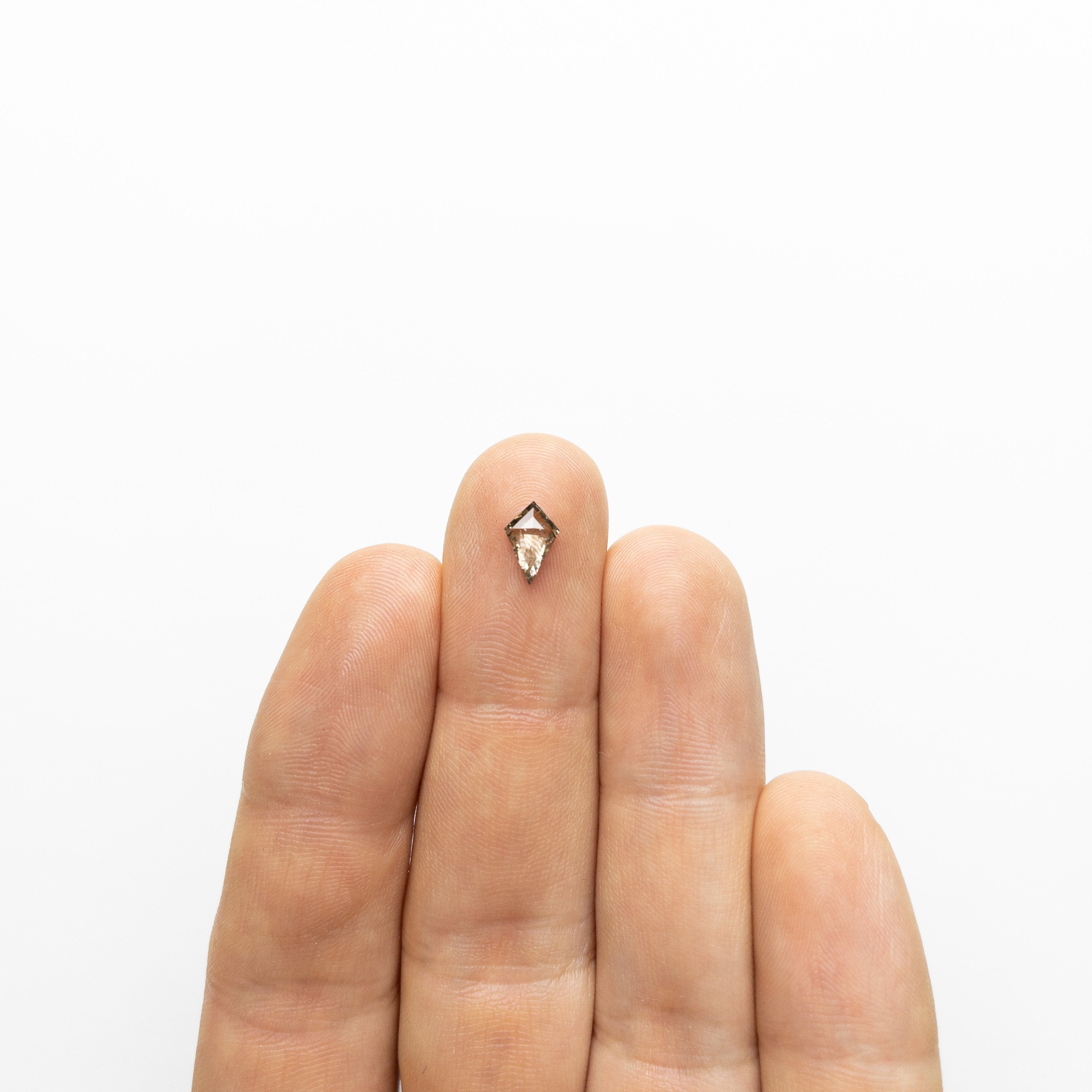 0.52ct 8.50x5.57x2.13mm Kite Rosecut 18456-12