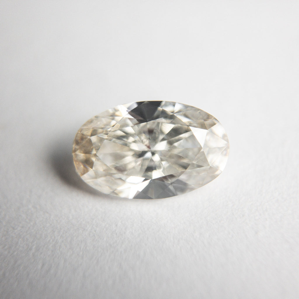 1.21ct 8.89x5.64x3.21mm VS2 Champagne Oval Brilliant 18534-01
