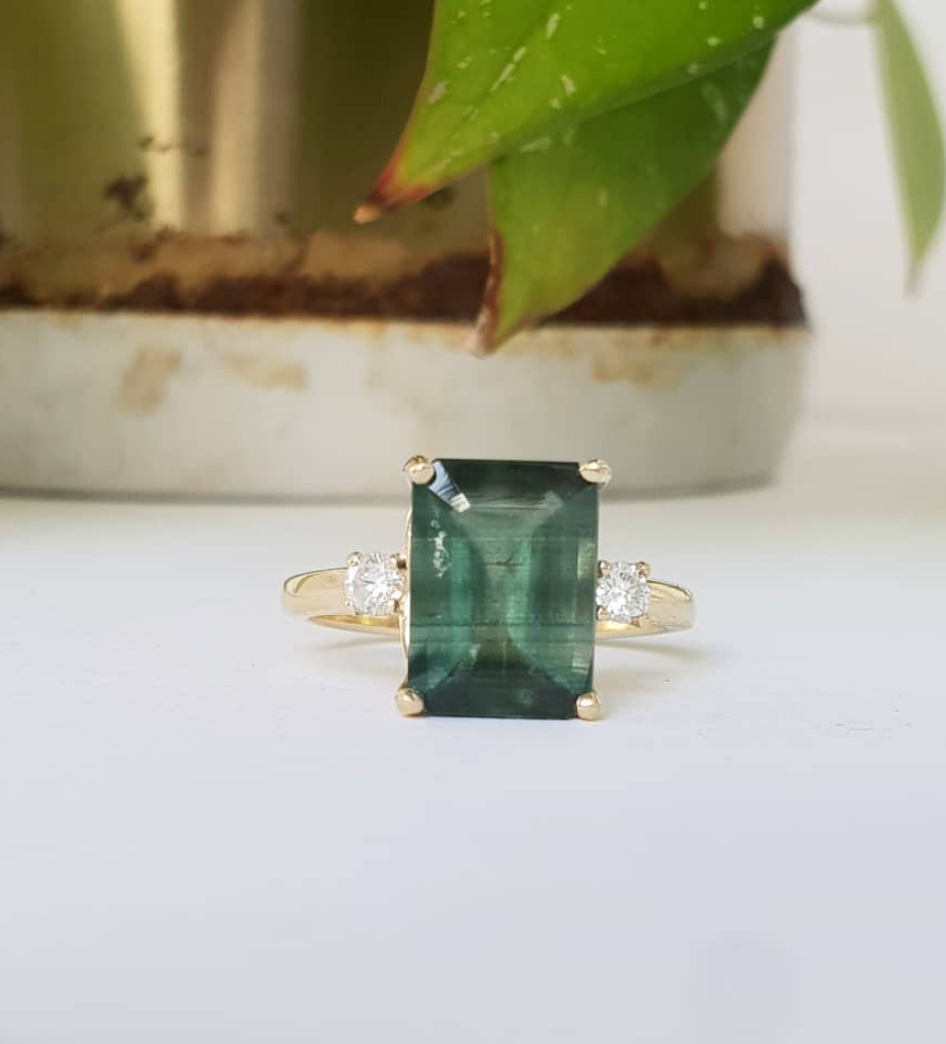 Lotus - Emerald Cut