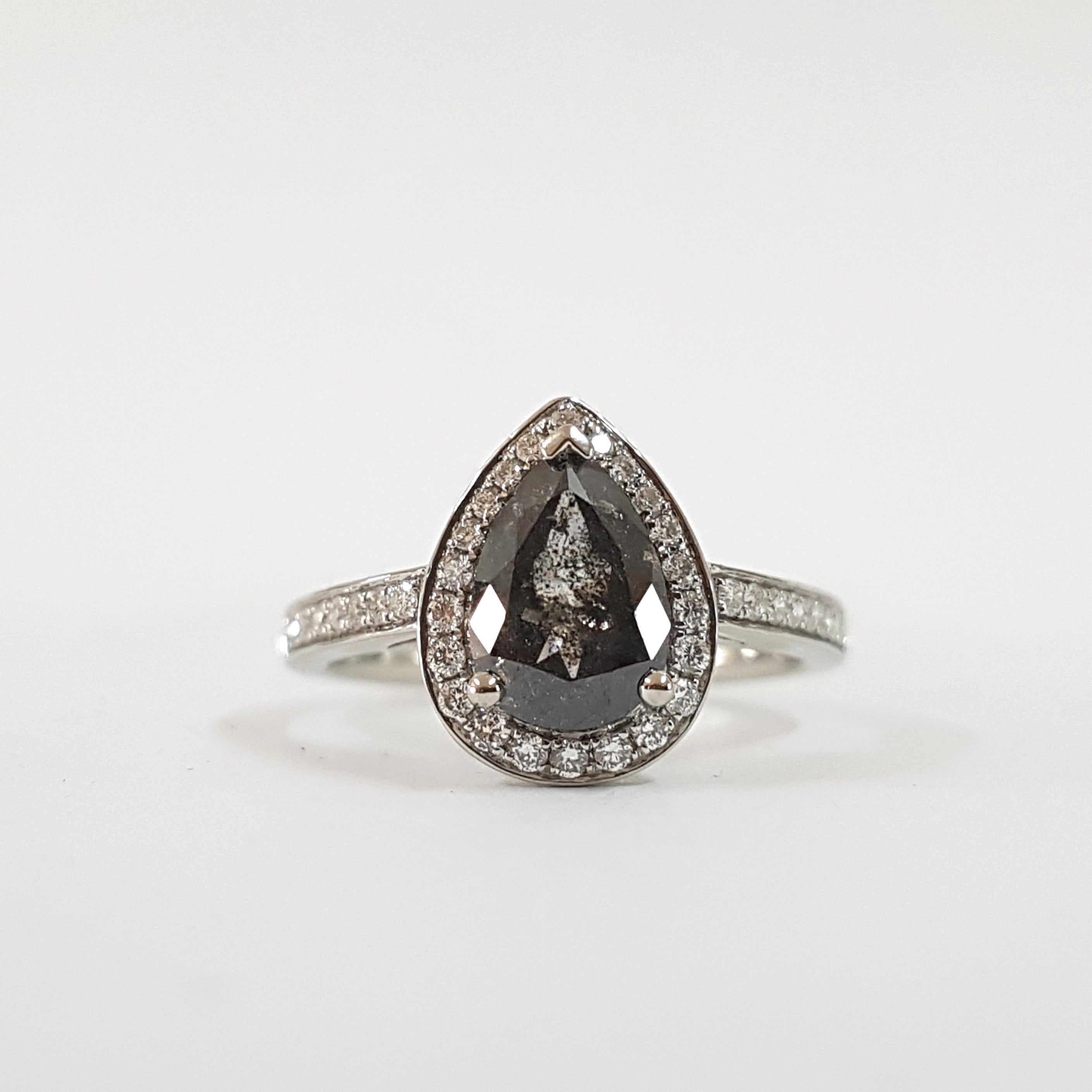 pear-halo-diamond-engagement-ring-bridal-set-salt-and-pepper